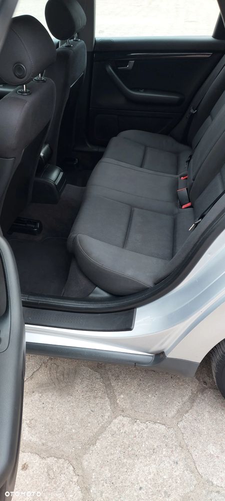 Audi A4 Avant - 19