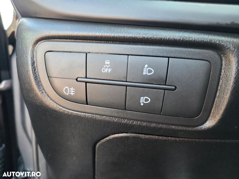 Fiat Tipo 1.5 130 CP MHEV DCT7 Cross - 18