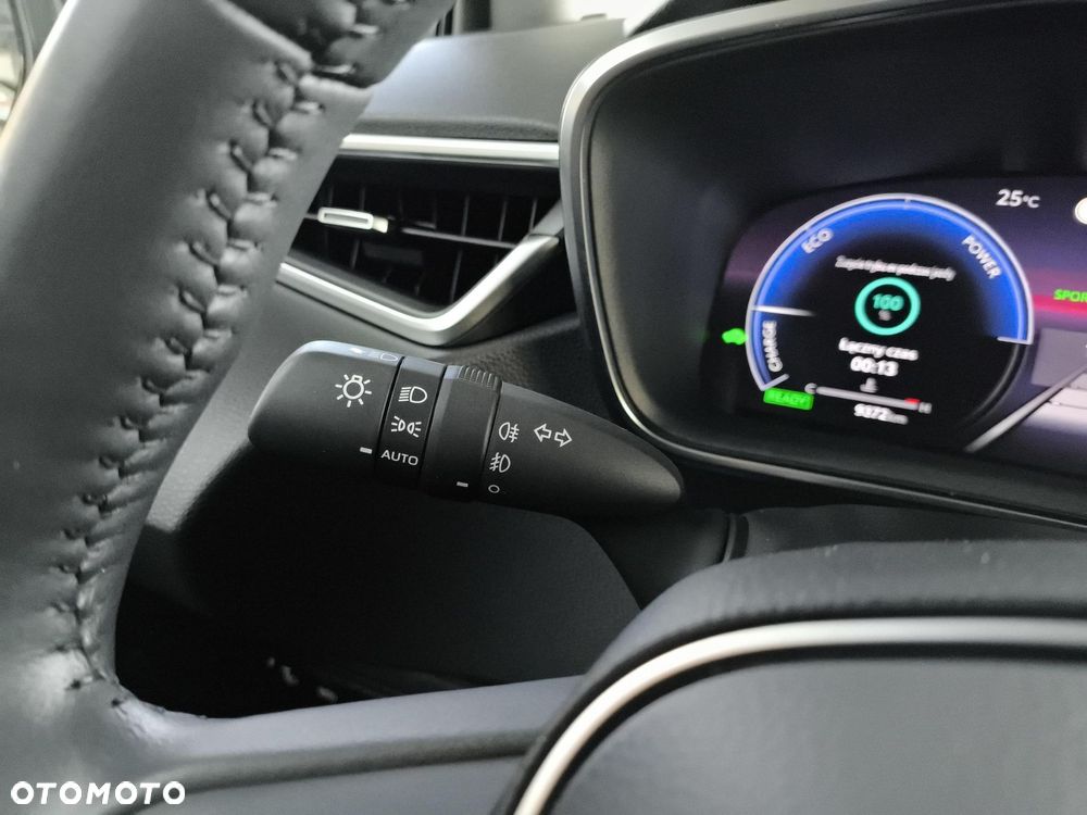 Toyota Corolla 1.8 Hybrid Style - 22