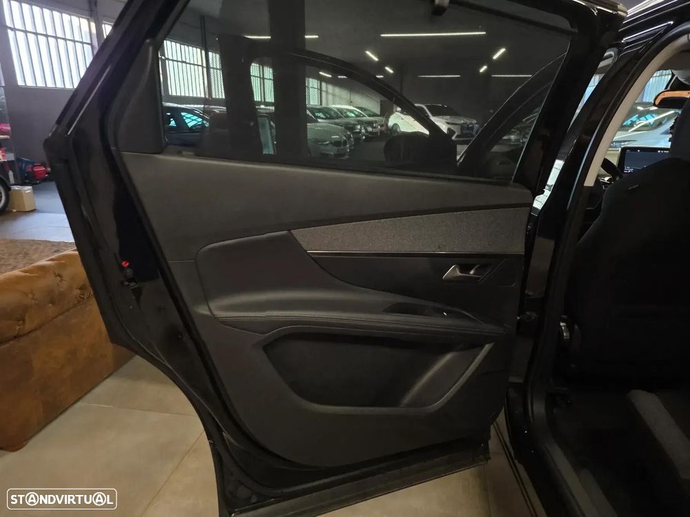 Peugeot 5008 BlueHDI 120 EAT6 Active - 8