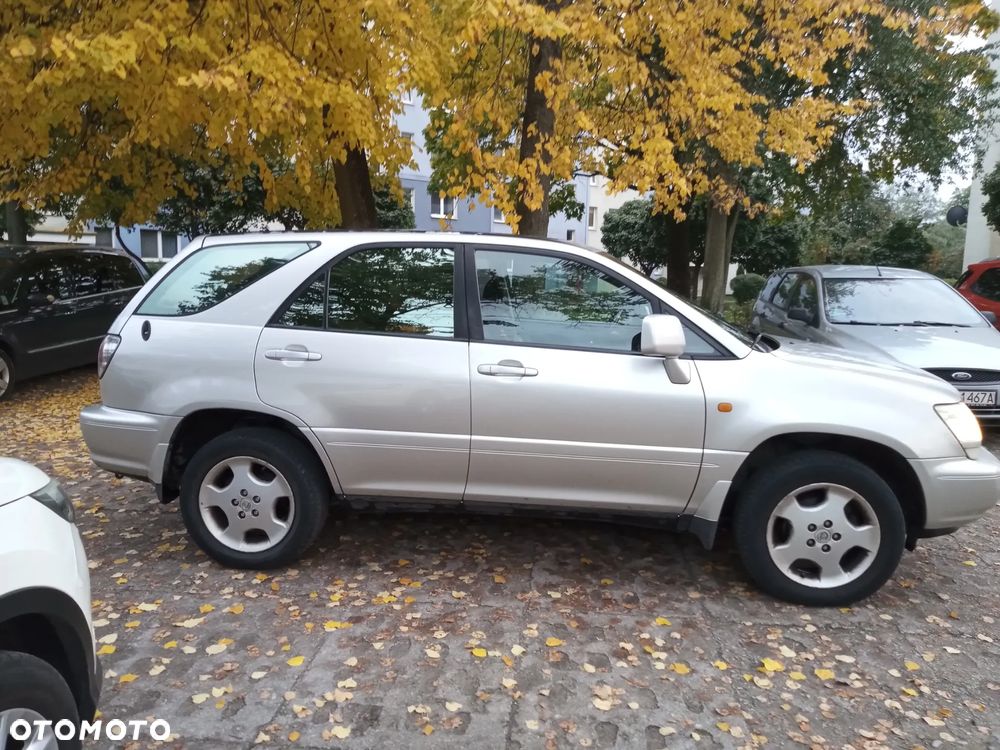 Lexus RX - 5