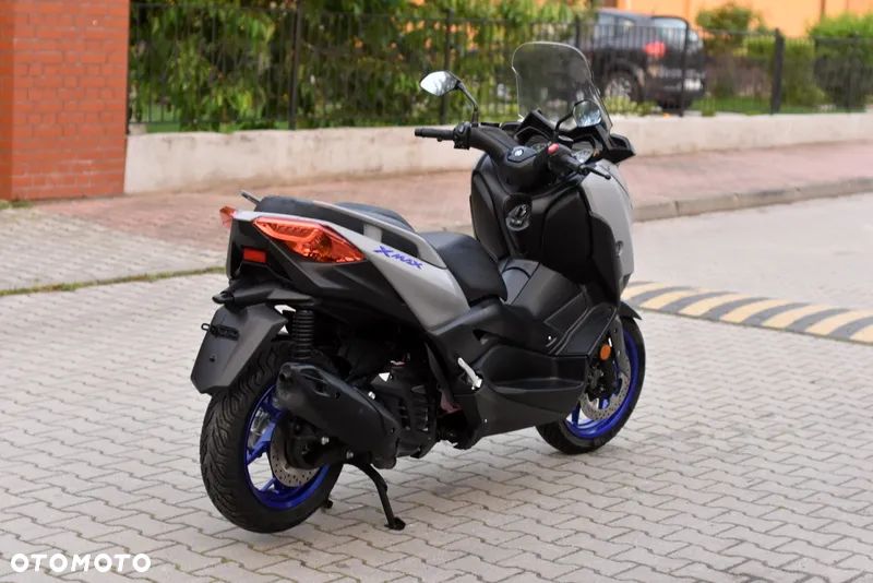 Yamaha X-max - 11
