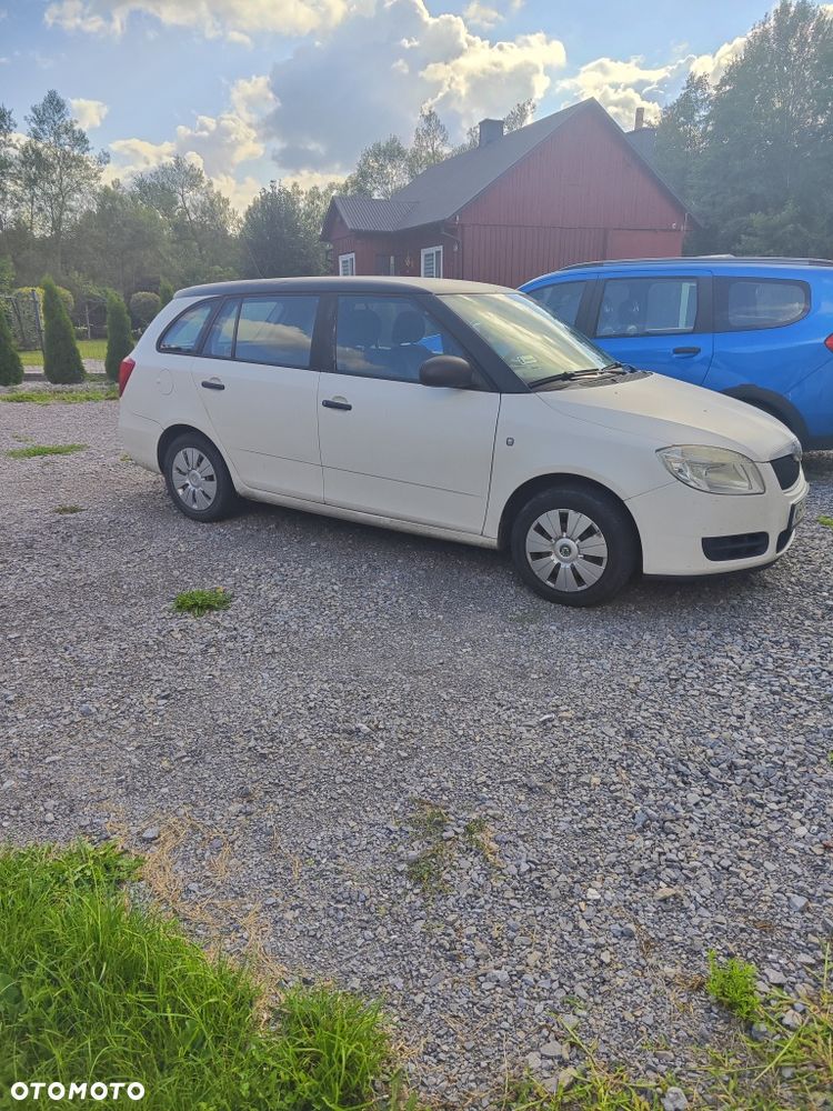 Skoda Fabia - 6