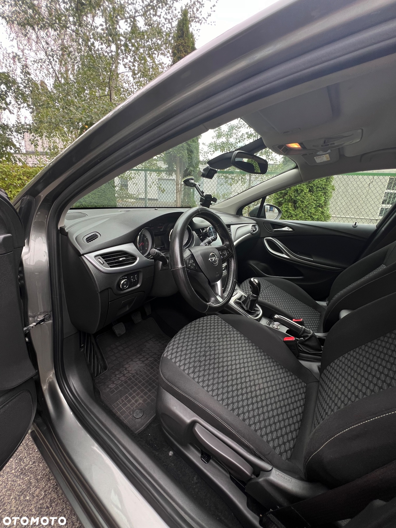 Opel Astra V 1.4 T Enjoy - 28