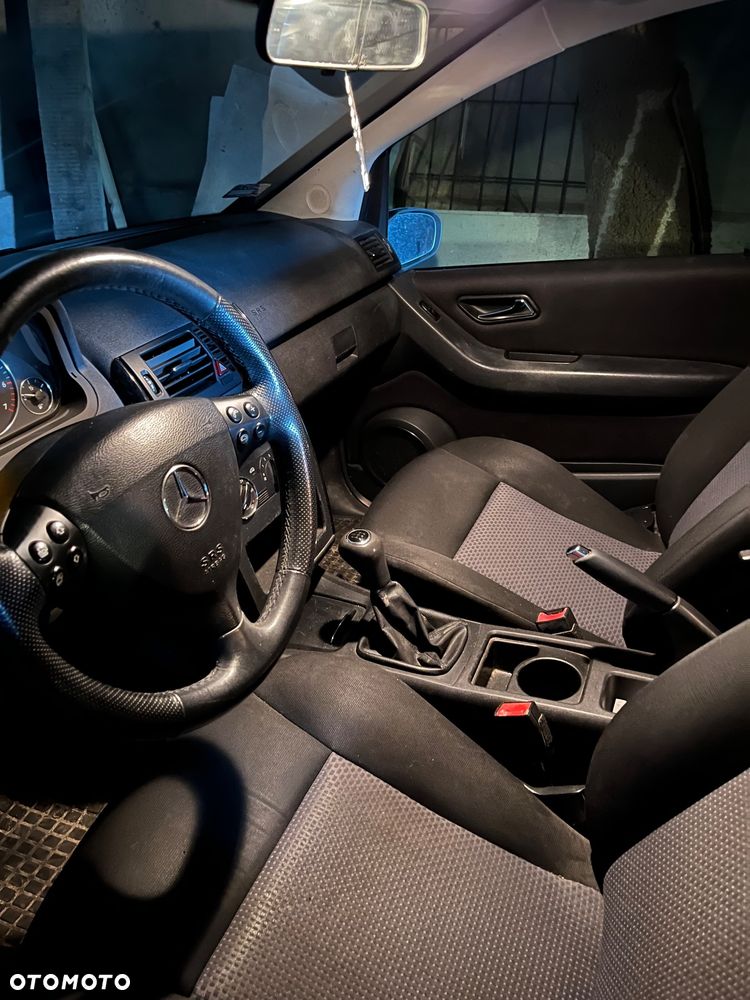 Mercedes-Benz Klasa A 150 Classic Edition 10 - 8