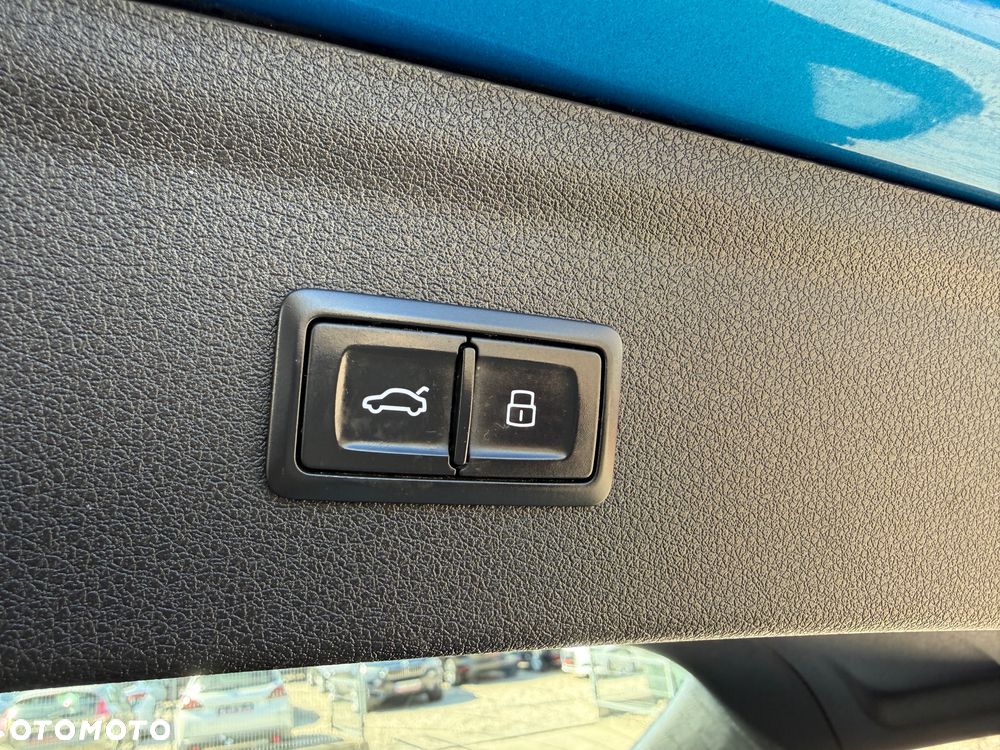 Audi Q3 2.0 TDI Quattro sport - 17