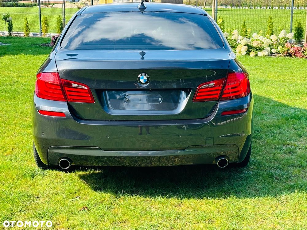 BMW Seria 5 535i Sport-Aut Luxury Line - 4