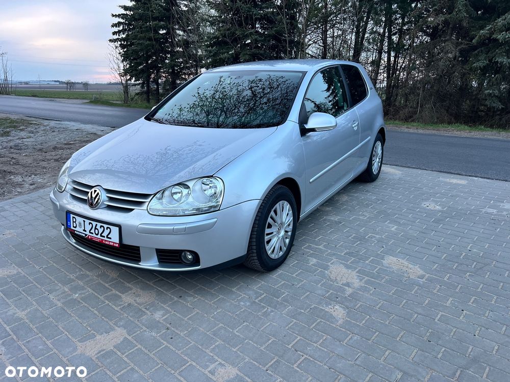 Volkswagen Golf 1.6 Comfortline Tiptr - 1