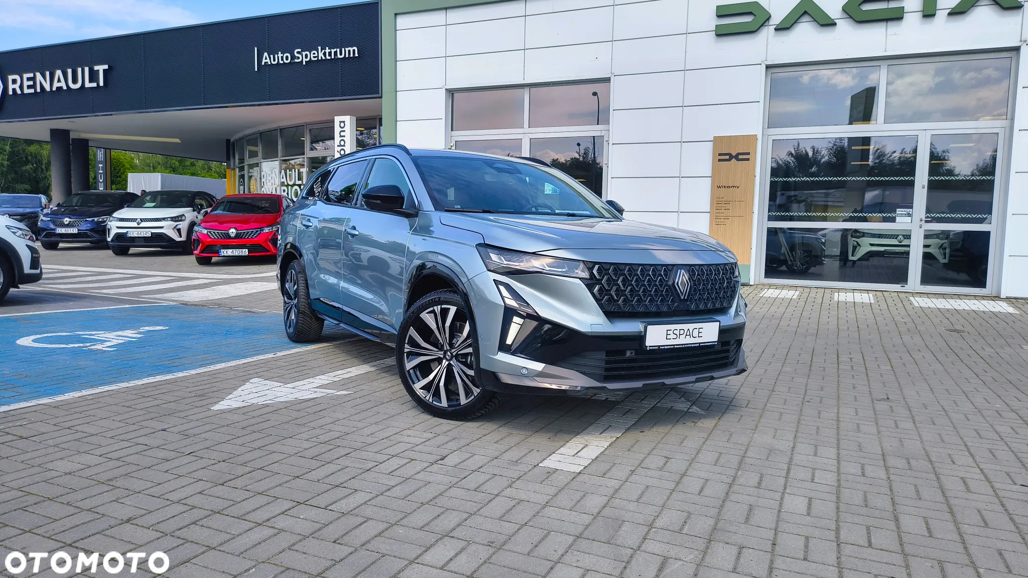 Renault Espace 1.2 E-Tech Full Hybrid 200 Iconic MMT 5os - 25