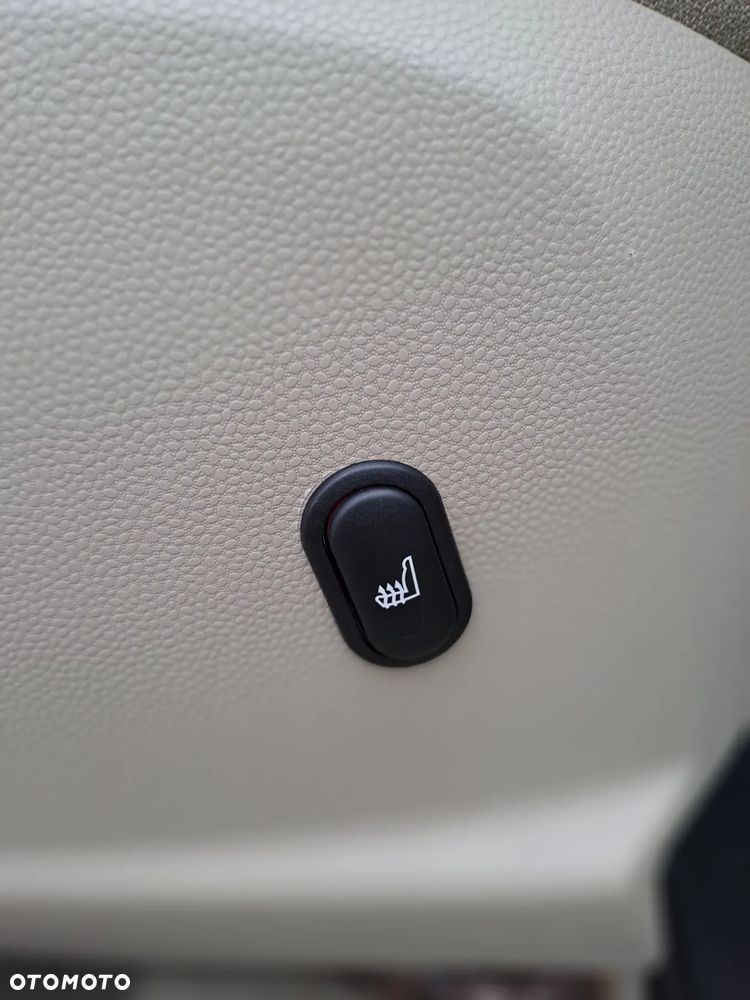 Ford Fiesta 1.4 Ghia - 16