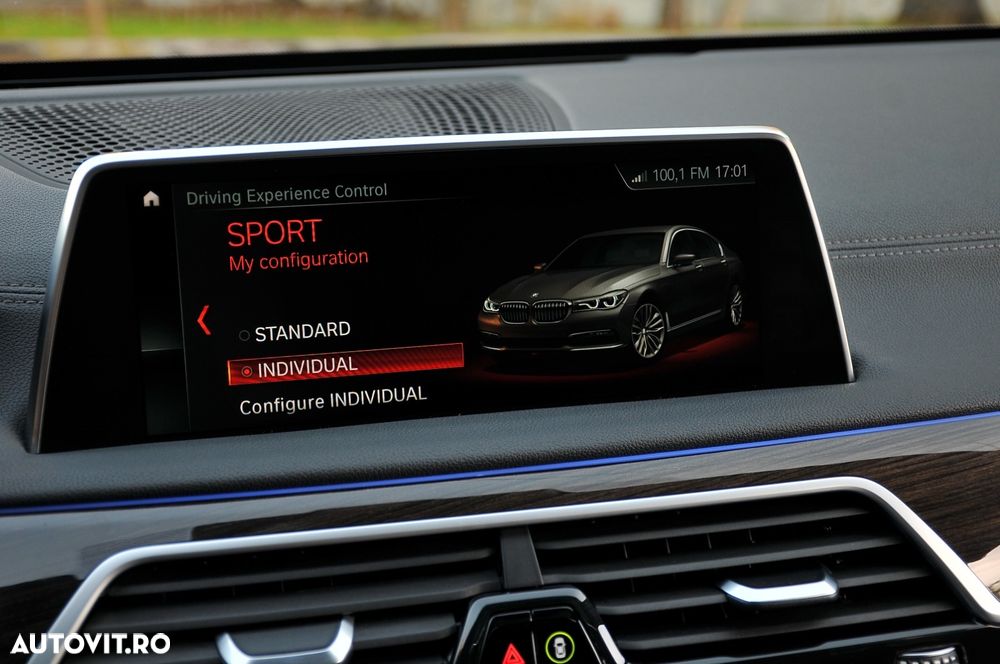 BMW Seria 7 740e iPerformance - 21