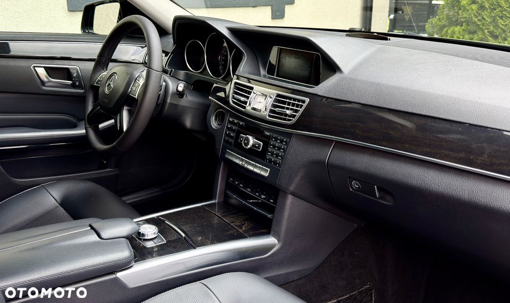 Mercedes-Benz Klasa E 200 7G-TRONIC Avantgarde - 29