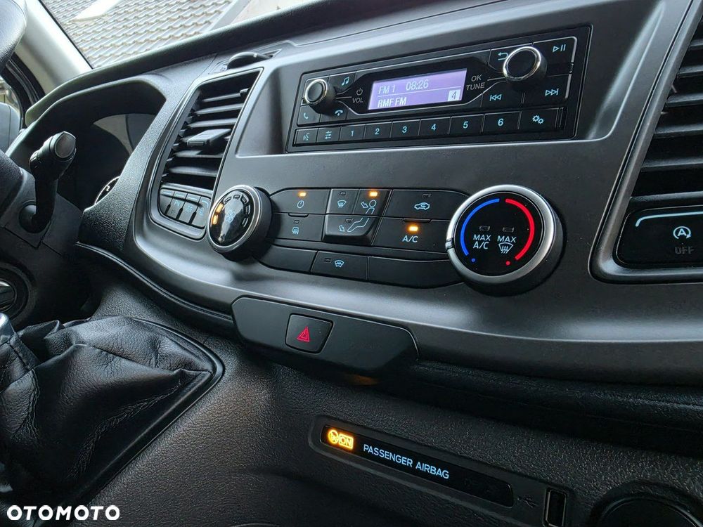 Ford Transit - 28