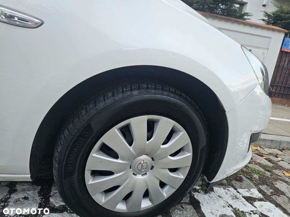 Opel Astra - 11