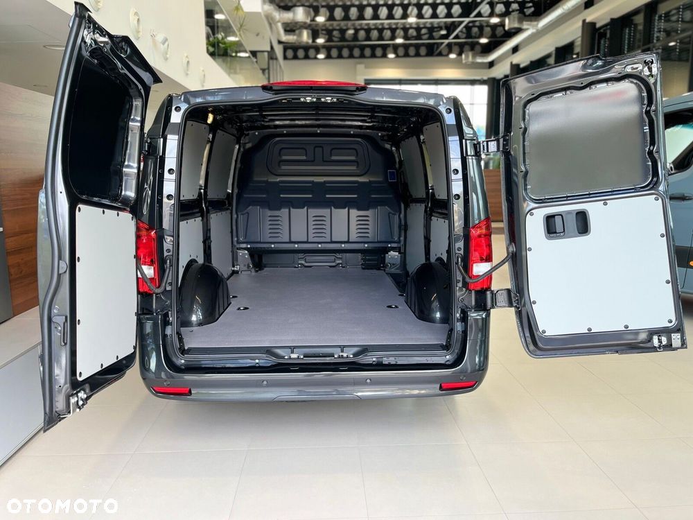 Mercedes-Benz vito 116 CDI KA OM654 - 8