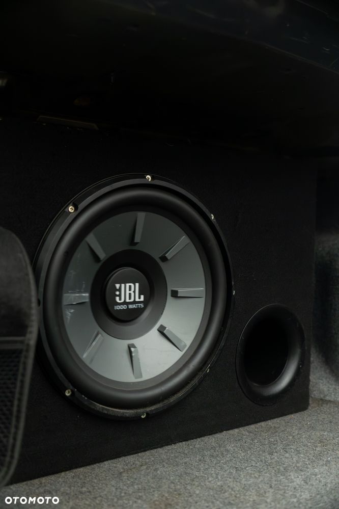 BMW Seria 3 325ti - 21