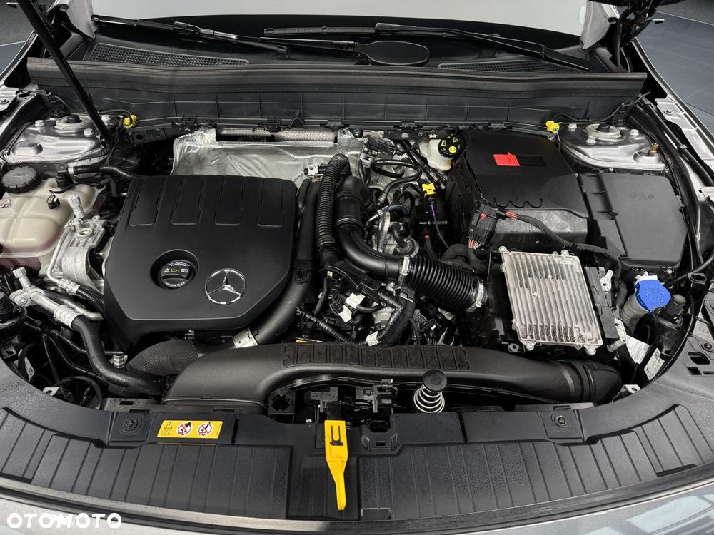 Mercedes-Benz GLB 200 mHEV Progressive 7G-DCT - 22