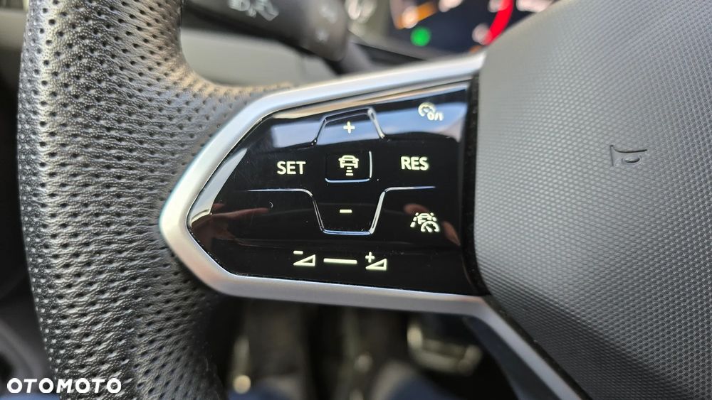 Volkswagen Arteon 2.0 TDI R-Line DSG - 20