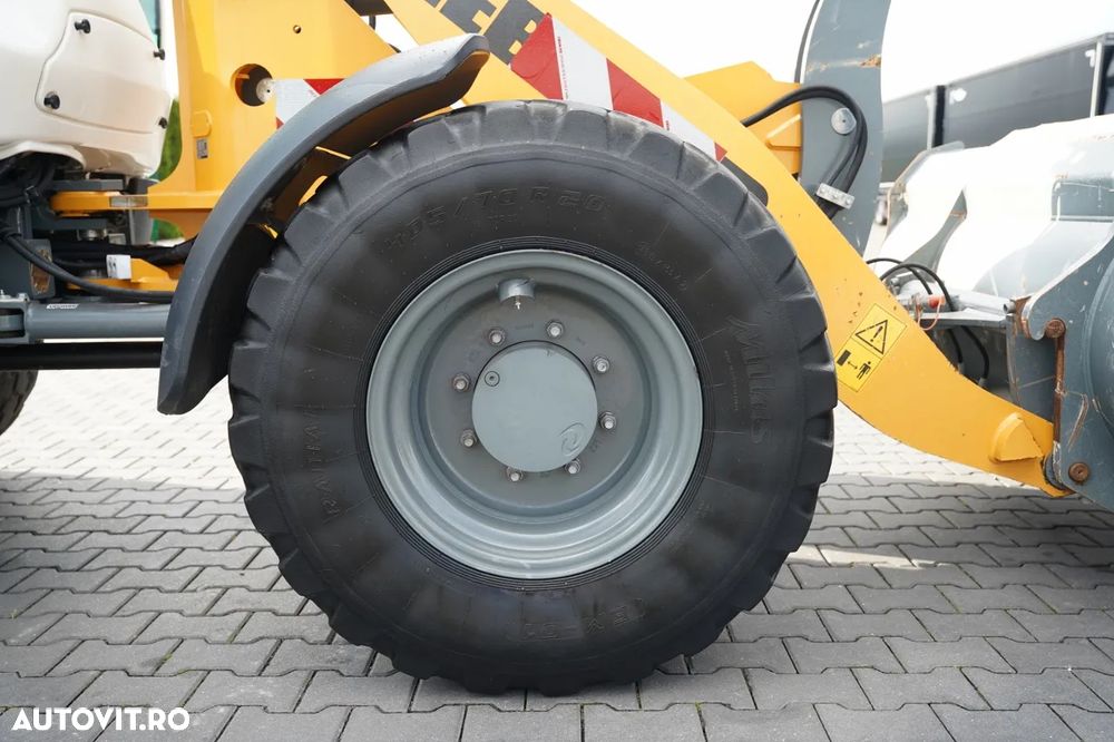 Liebherr L 506c / ÎNCĂRCĂTOR PE PNEURI / 2021 / - 21
