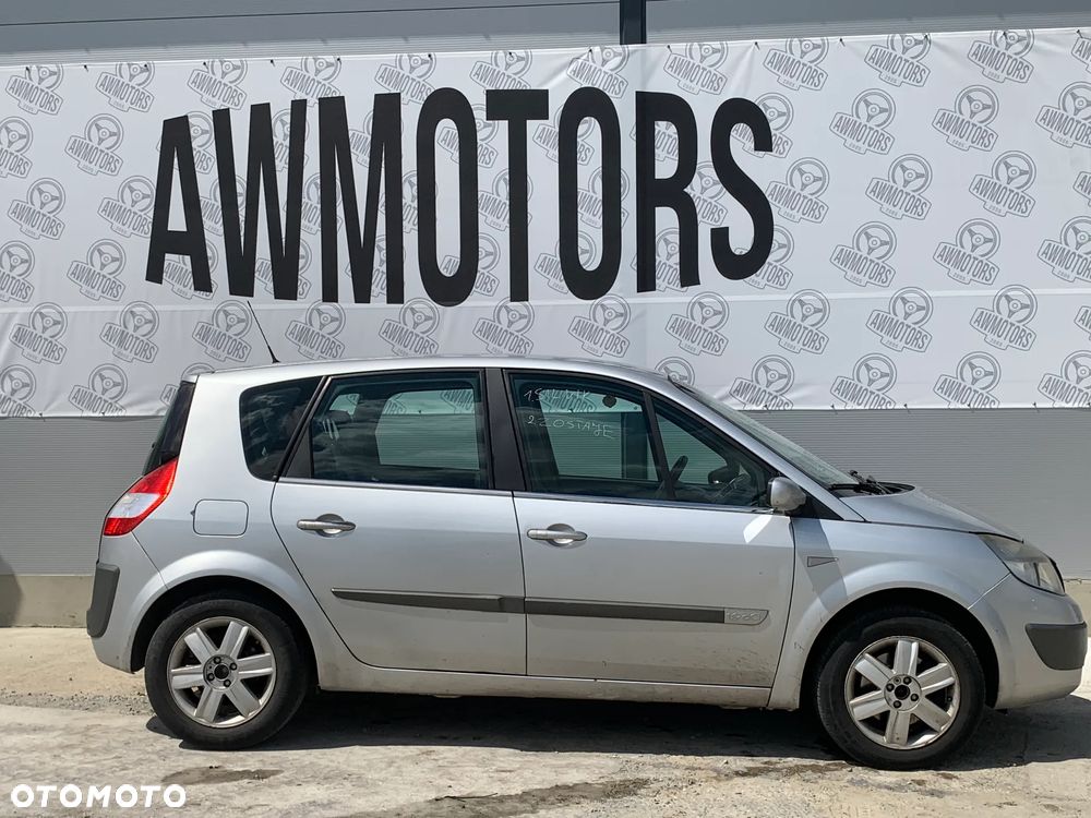 RENAULT MEGANE SCENIC 2006 *SAMOCHÓD NA CZĘŚCI* 1197  MASKA, LAMPA, DRZWI, LUSTERKO, ZDERZAK, GRILL, BŁOTNIK, KLAPA, BELKA, DESKA, FOTELE, KANAPA, ĆWIARTKA KIEROWNICA, TARCZE, ZACISKI, ZAWIESZENIE, KOMPLETNY PRZÓD, KOMPLETNY TYŁ, LICZNIK, ZEGARY, PRAWE LEWE PRZÓD TYŁ - 4