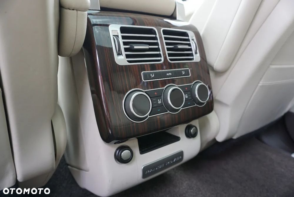 Land Rover Range Rover - 11