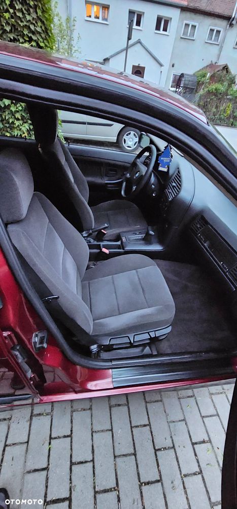 BMW Seria 3 - 18