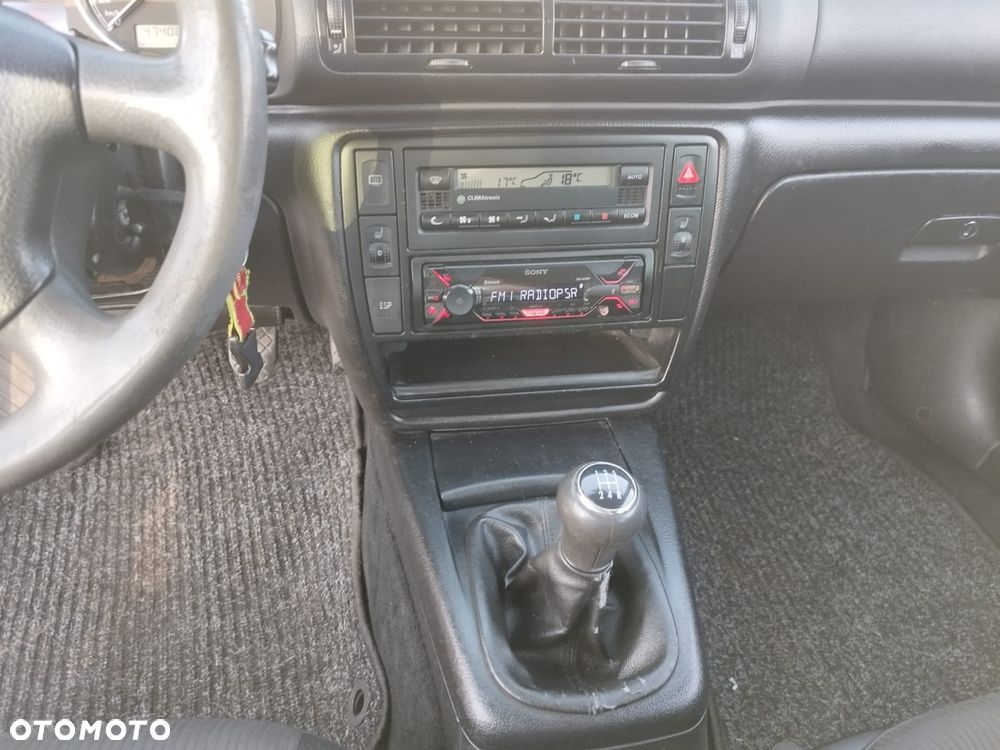 Volkswagen Passat 1.9 TDI - 27