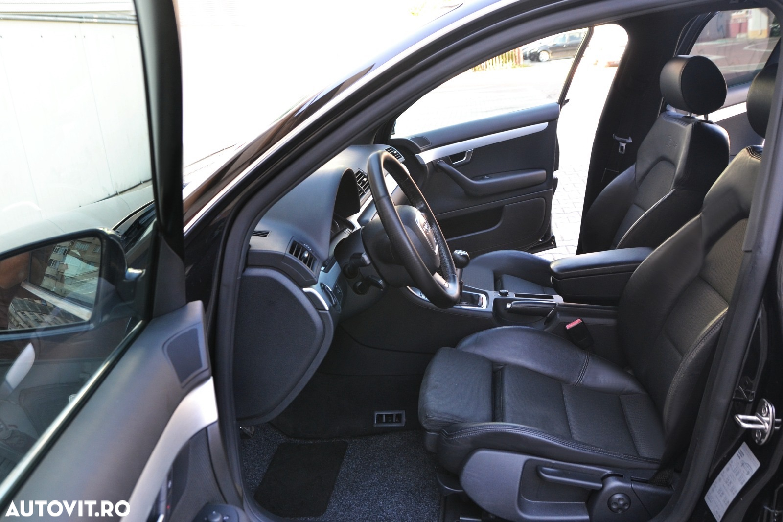 Audi A4 2.0 TDI Quattro Avant - 15