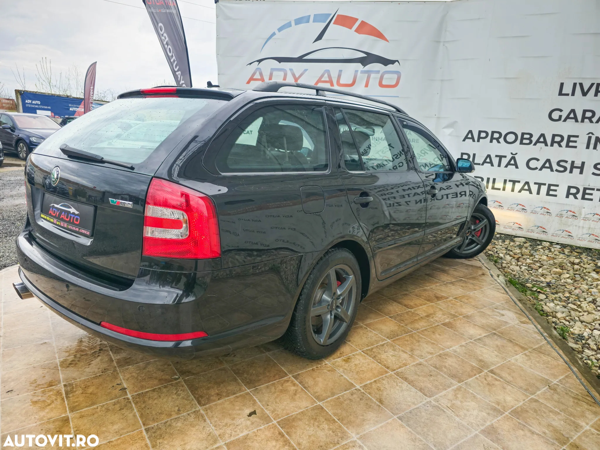 Skoda Octavia Combi 2.0 TFSI RS - 5