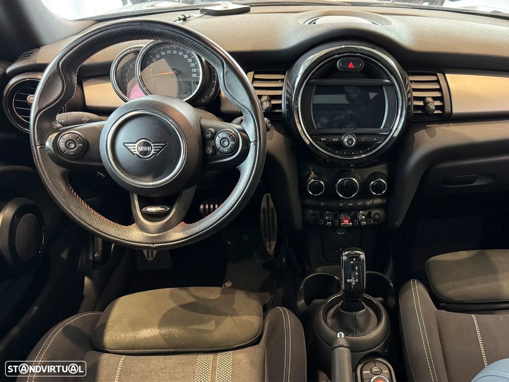 MINI 3 Portas Cooper Auto - 9