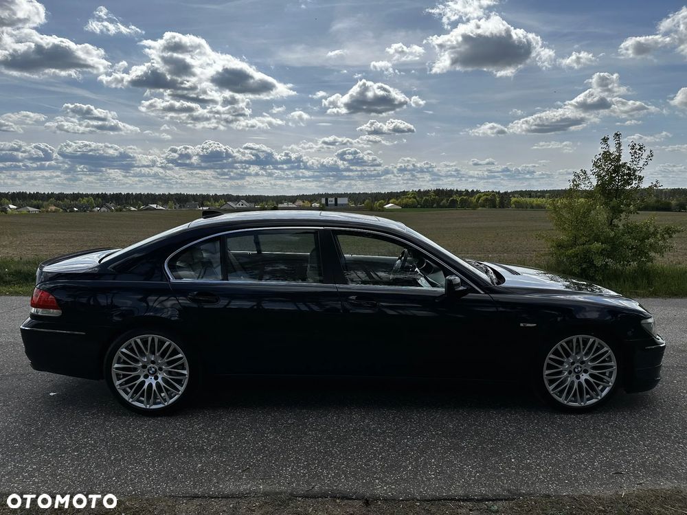 BMW Seria 7 750Li - 10