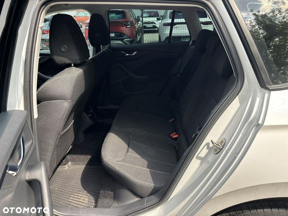 Skoda Kamiq 1.0 TSI Ambition DSG - 19