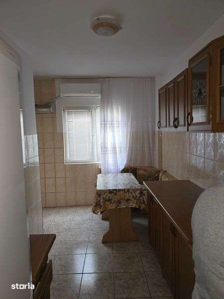 Vand apartament cu 2 camere — fotografia 3