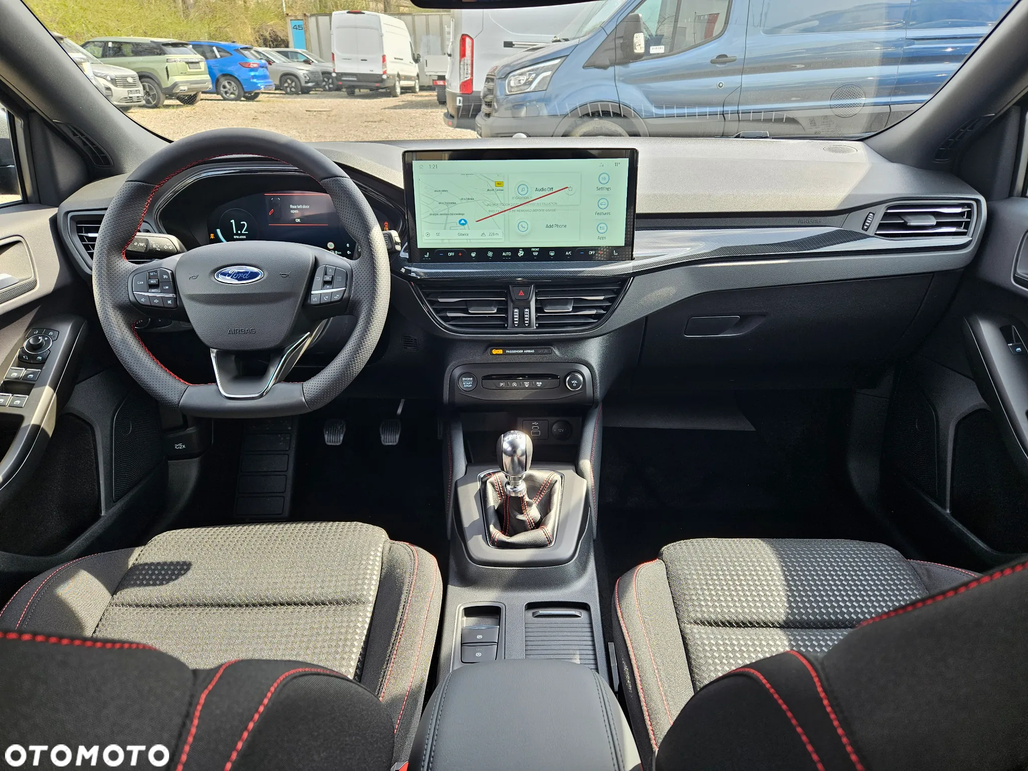 Ford Focus 1.0 EcoBoost mHEV ST-Line X - 30