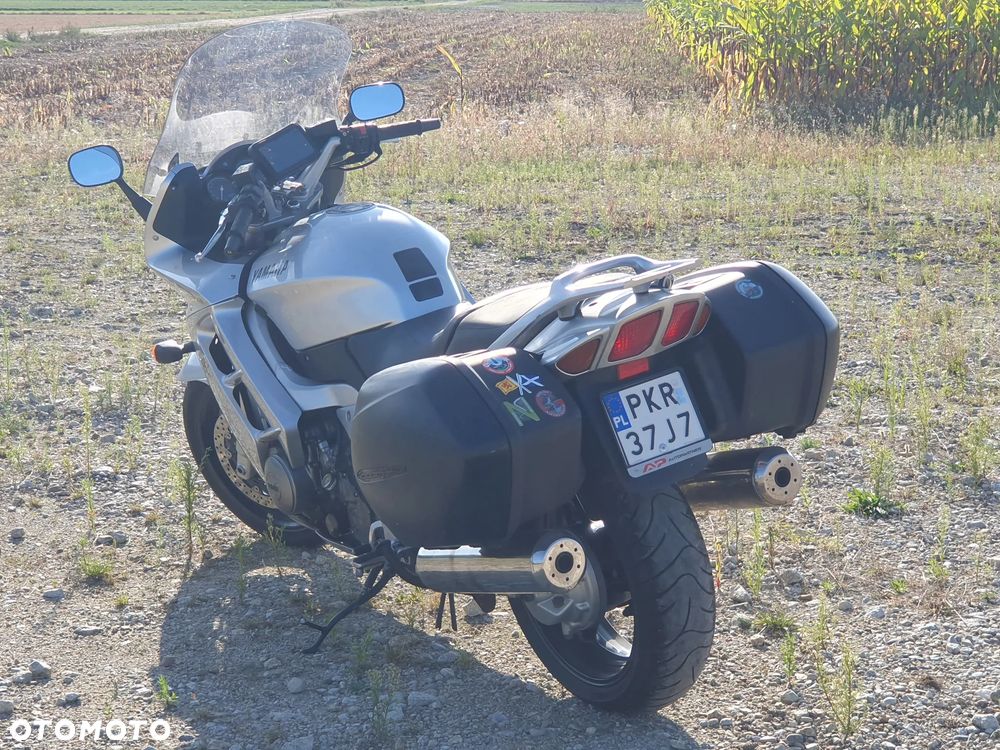 Yamaha FJR - 4