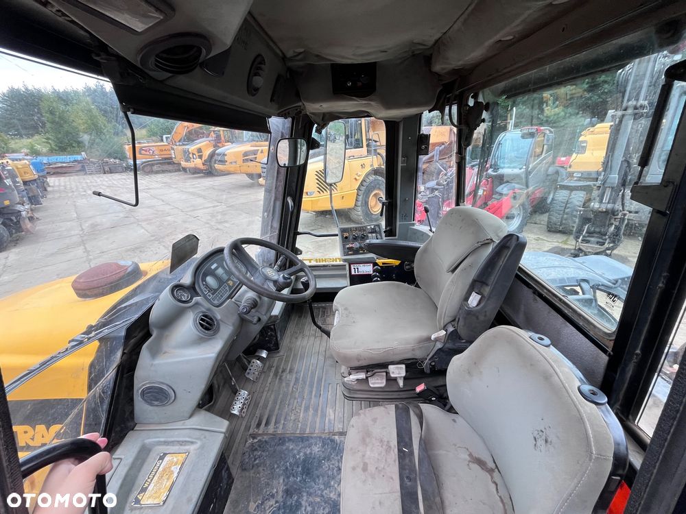 JCB FASTRAC 3185 - 10