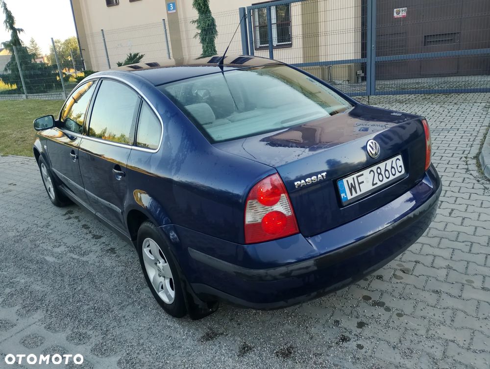 Volkswagen Passat 1.9 TDI Comfortline - 7