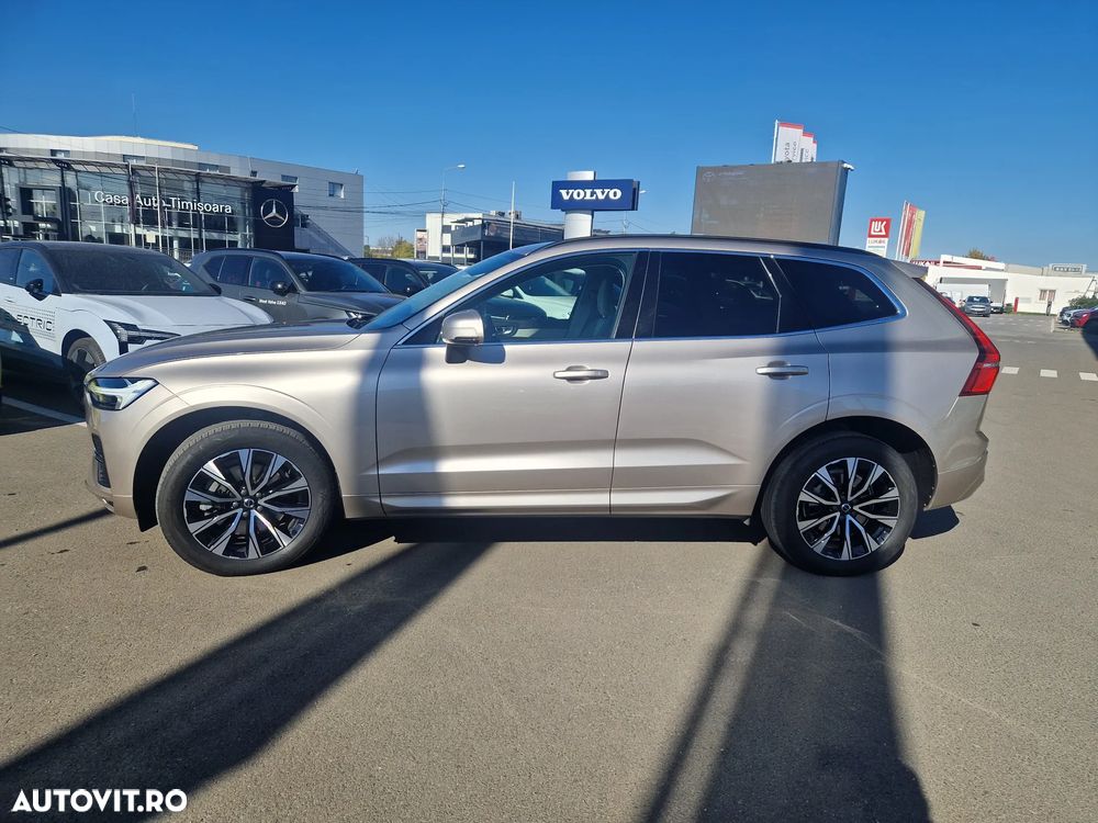 Volvo XC 60 B4 MHEV AT AWD Core - 3