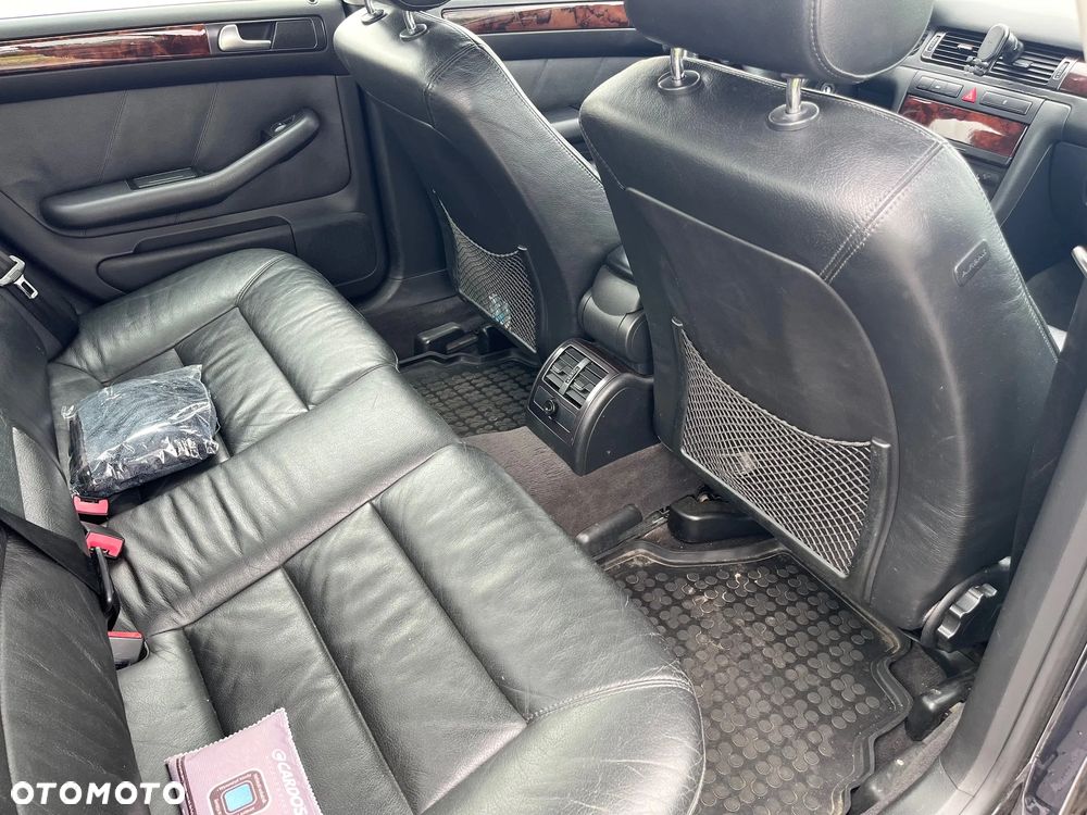 Audi A6 Limousine 2.5 TDI - 28