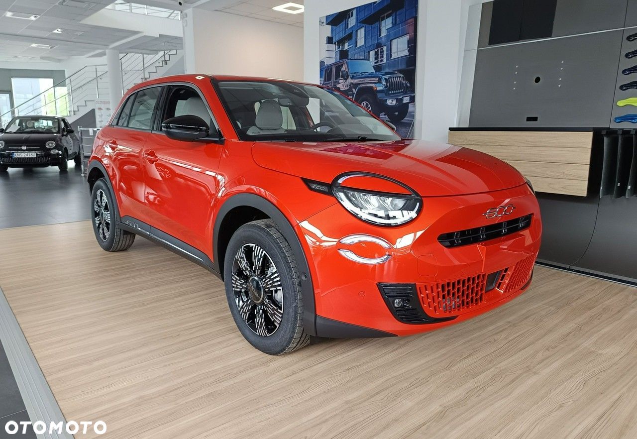 Fiat 600 1.2 Turbo Hybrid eDCT - 1