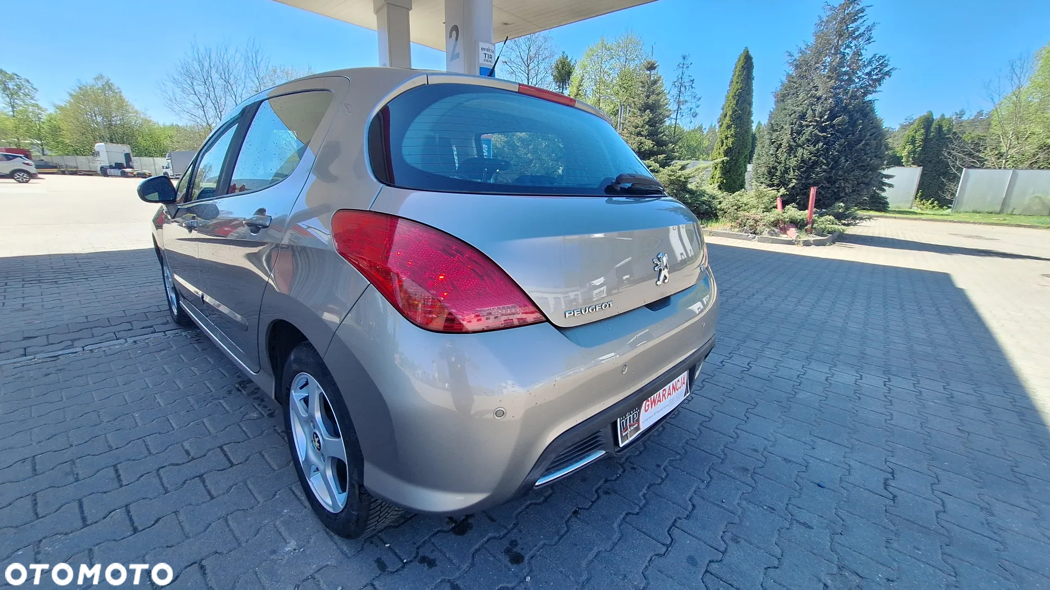 Peugeot 308 HDi FAP 110 EGS6 Platinum - 3