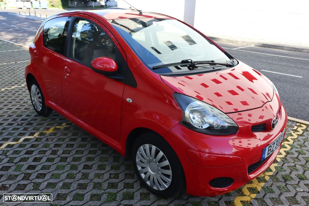 Toyota Aygo 1.0 Style Pack+VSC MM - 24