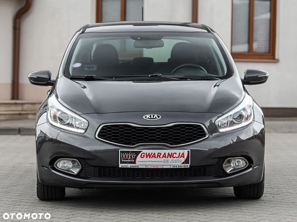 Kia Ceed - 15