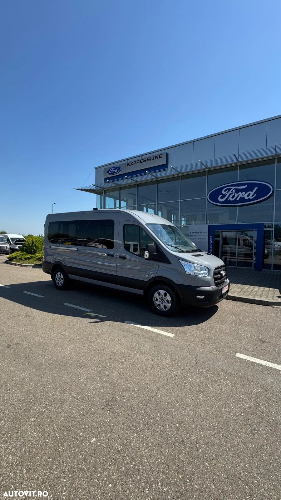 Ford Transit 310 2.0 EcoBlue 150 CP L3H2 Kombi FWD 8AT Trend - 4