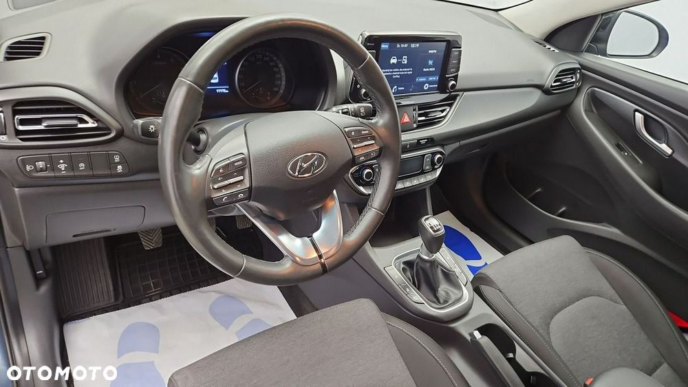 Hyundai i30 1.0 T-GDI Smart - 10