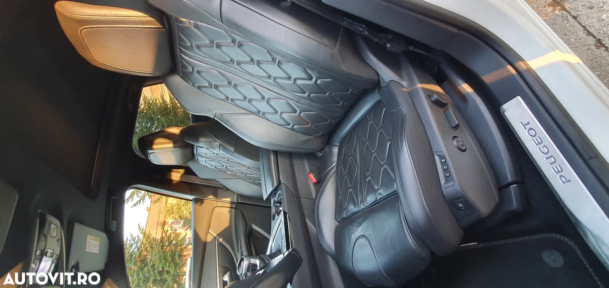 Peugeot 3008 1.2 PureTech Turbo S&S GT-Line - 15