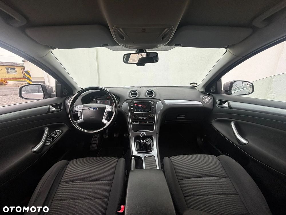 Ford Mondeo 2.0 TDCi Trend - 9