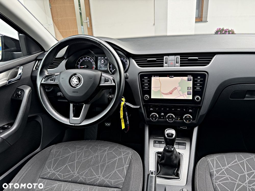 Skoda Octavia 1.6 TDI SCR Clever - 18