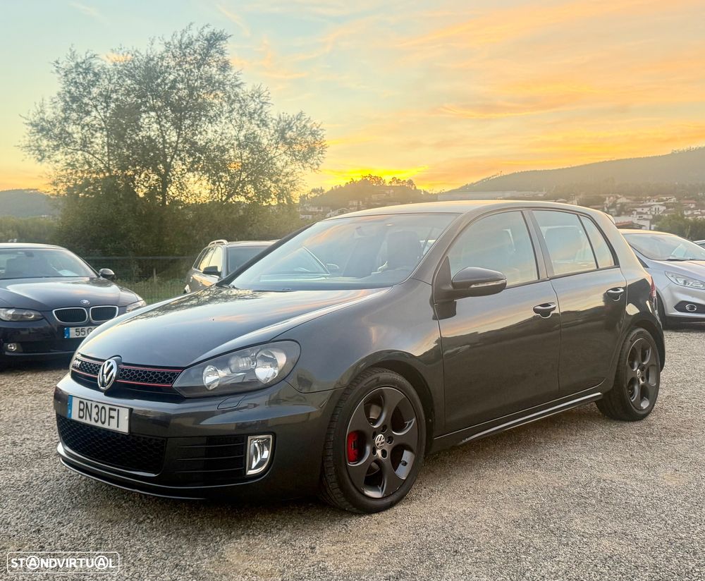 VW Golf 2.0 GTI - 1