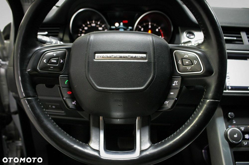 Land Rover Range Rover Evoque - 16